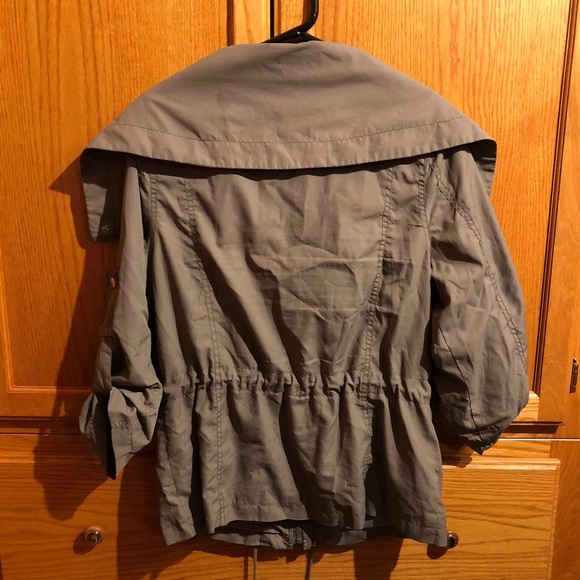 Jacket - Picture 2 of 4